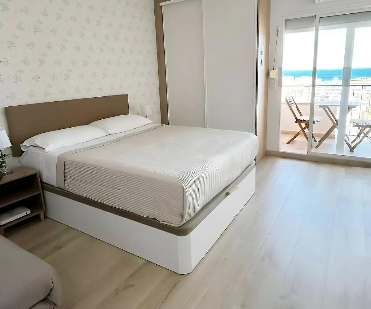 Apart With Swimming Pool Open All Year Benalmádena 0*,